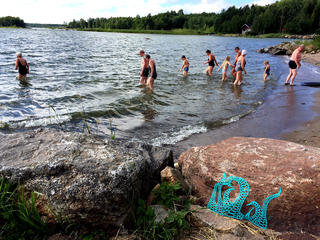 "Voyage en Finlande avec Kraken"
lieu: plage de Verkkokari, Finlande
été 2017